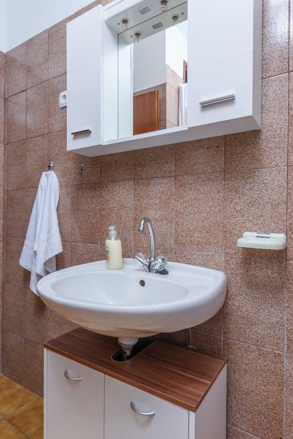 Accommodation Mamut Trogir Luaran gambar